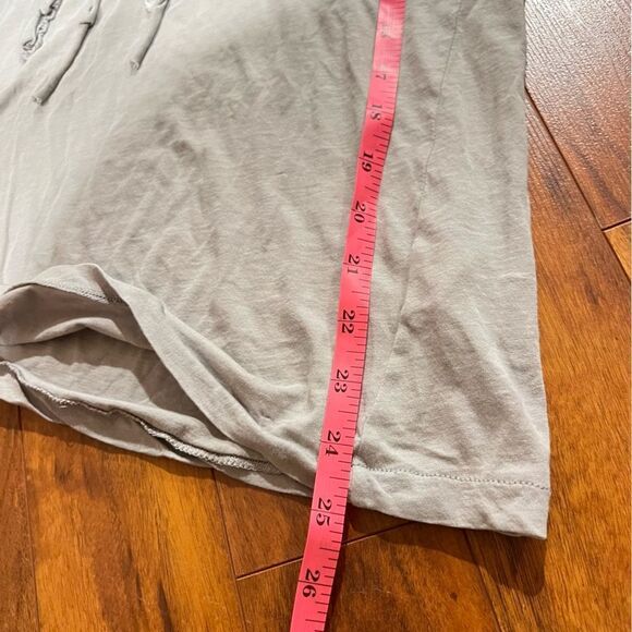 J. Crew long sleeve shirt with button detailing. - Picture 8 of 8